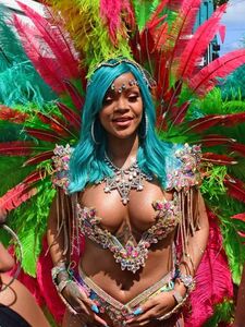 Rihanna Barbados Festival Pussy Slip Leaked